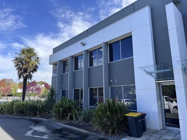 Unit 8, 35 Sir William Pickering Drive Burnside_2