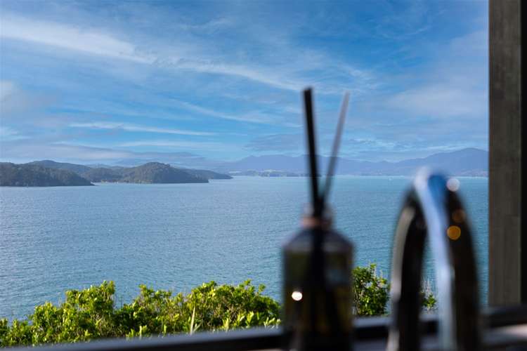 98 Pukematu Lane Russell_23