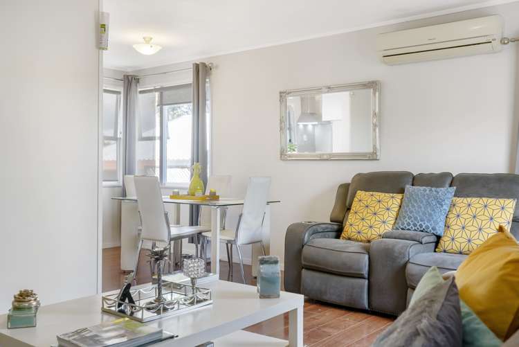 3/14 Orchid Place Te Atatu South_30