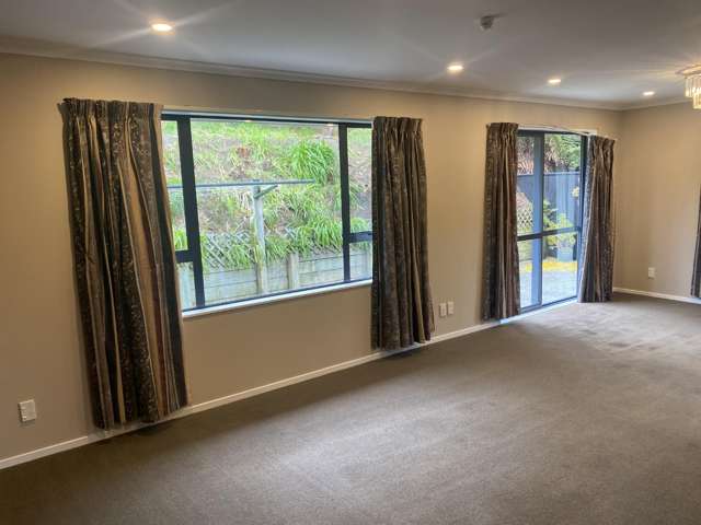 12 McEwen Crescent 1363_2