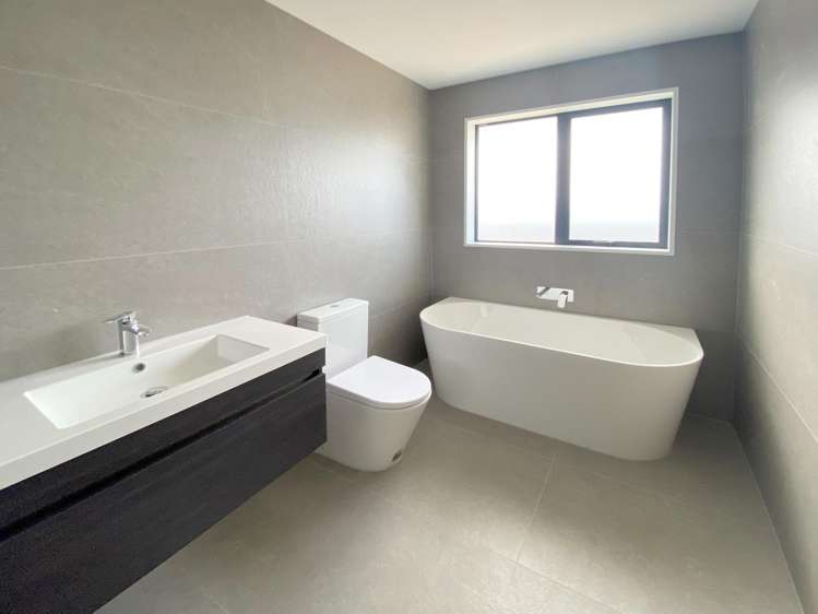 48 Strowan Avenue Elgin_10