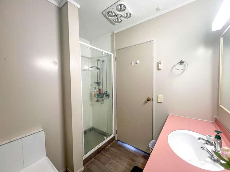 105 Mount View Road Thames_21