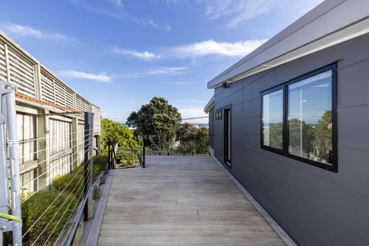 79 The Esplanade Raumati South_27