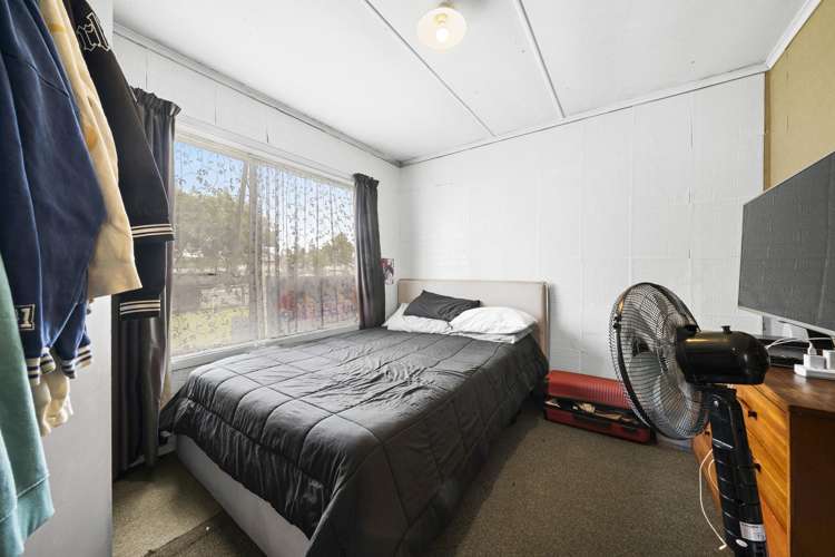 215 Buckland Road Mangere East_13