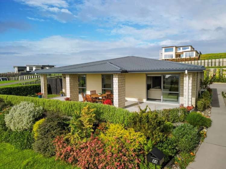 44 Ridge Drive_0