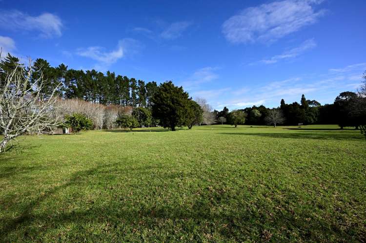69 & 69a Croft Lane Coatesville_9