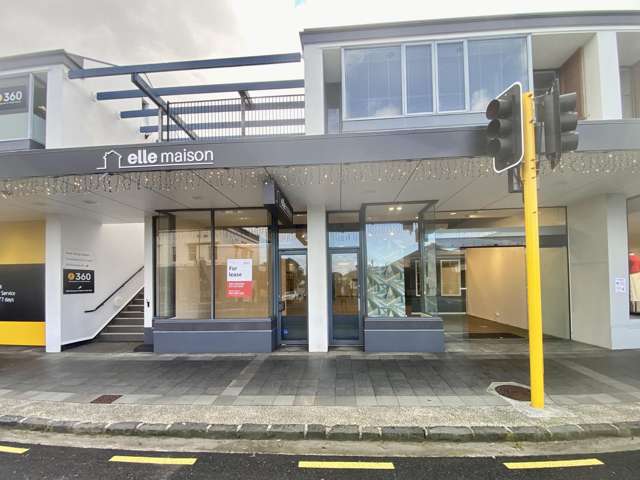 Showroom Opportunity in Prestigious Location