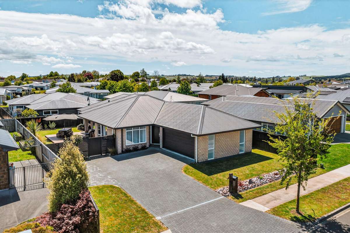 22 Huka Heights Drive_0
