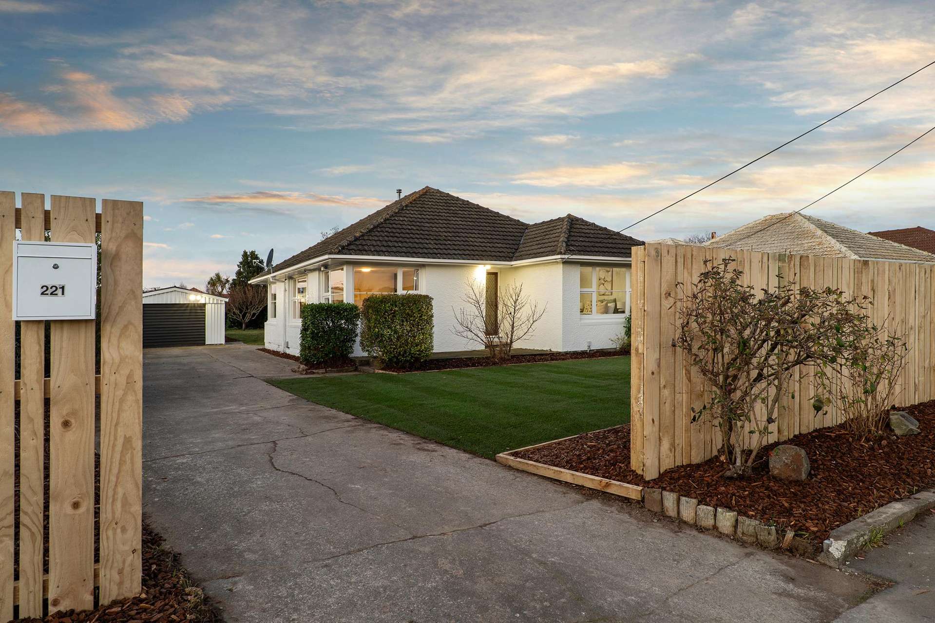 221 Breezes Road Wainoni_0
