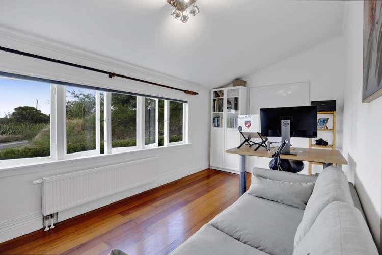 602 Pembroke Road West Stratford_10