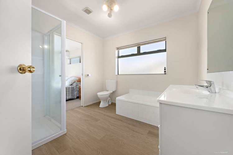 3 Grand Drive Orewa_13