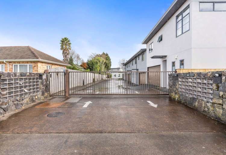 20/42 Holly Street_0