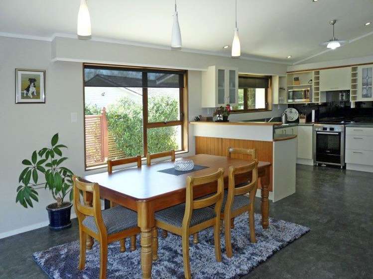 8 Fairfield Street Brightwater_2