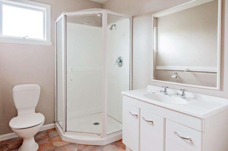 56 Hastings Street Southbridge_14