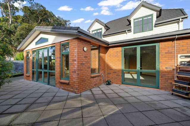 2 Glenroy Park Drive Waikiwi_1