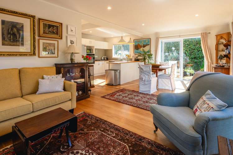 45 Tahatai Road Oneroa_16