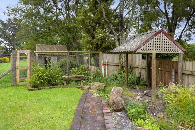 250 Link Road Wairakei and Surrounds_36