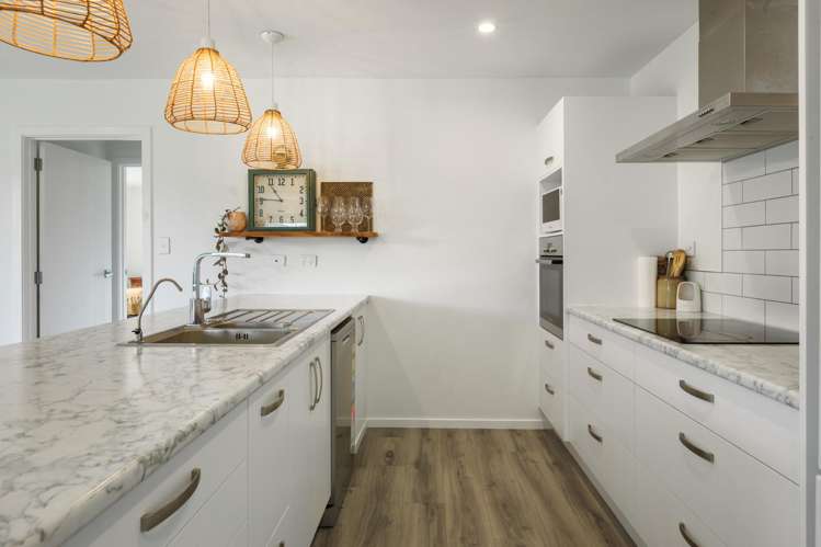 3 Anatere Rise Athenree_9