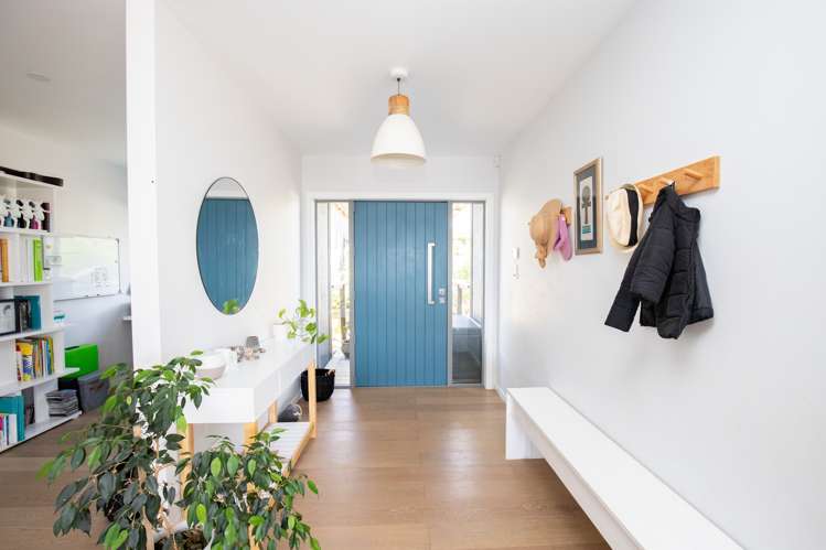 71 Esk Road Miranda_6