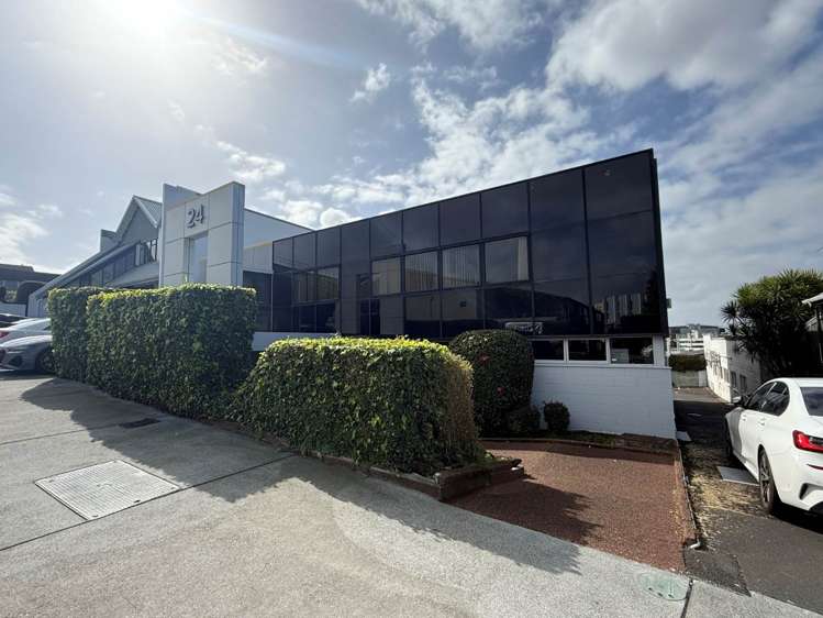 24 Burleigh Street_0