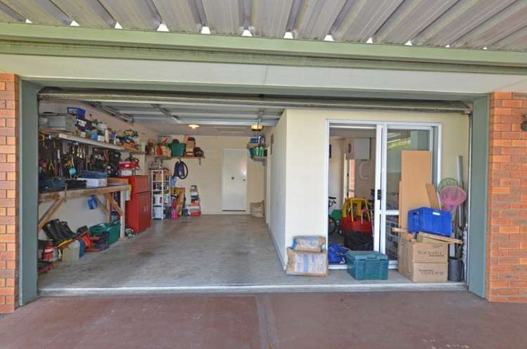 21 Sutton Place Dallington_15