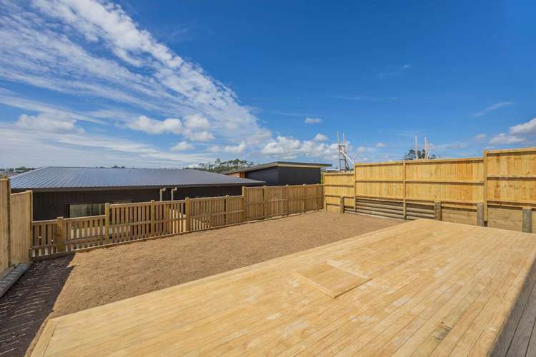 11 Kuhu Way Silverdale_13