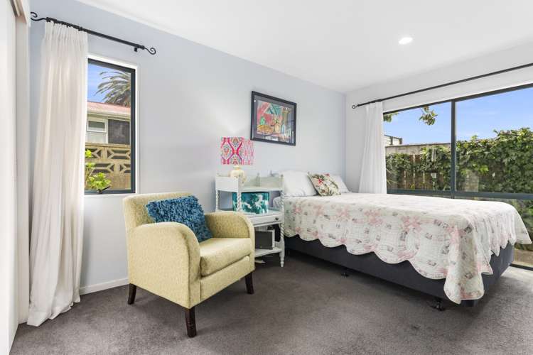 36 Lloyd Street Parkvale_15