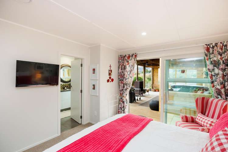 165 Albert Road Tokomaru_13