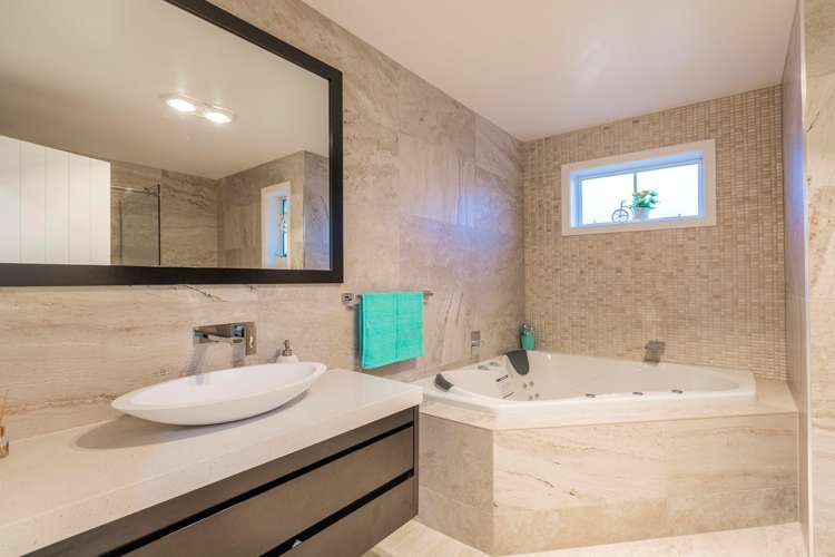 65d Point View Drive East Tamaki Heights_12