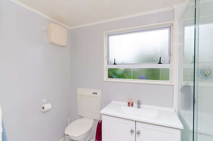 101 Lincoln Road Carterton_9