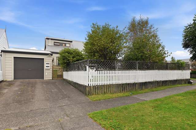 19 Larch Street Victoria_1