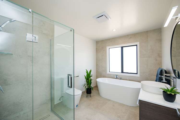 167 Spur Road West Feilding_25