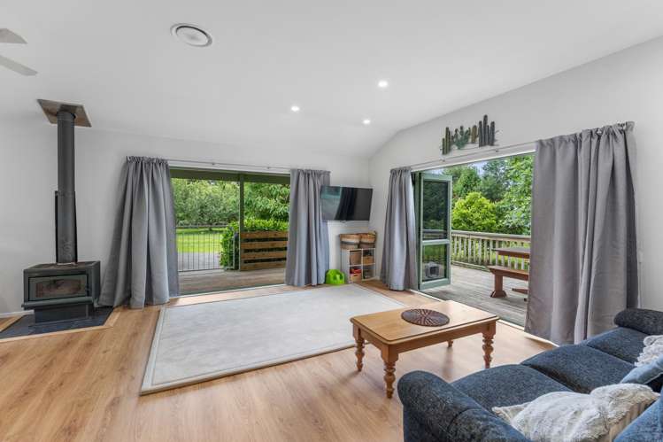 359A Kuku East Road Manakau_11