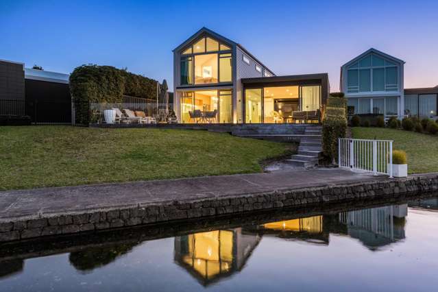 124 Motu Hei Pauanui_1