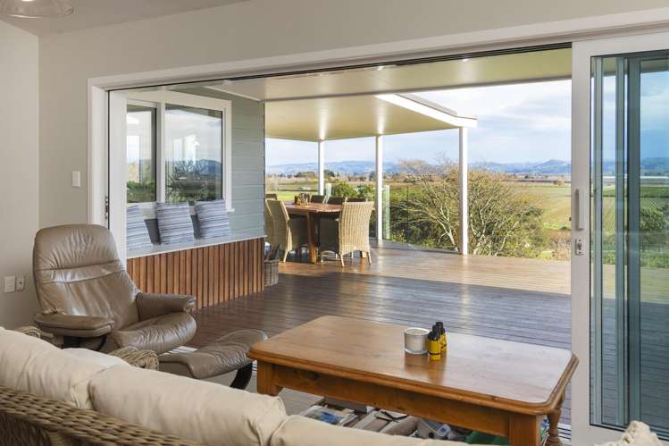 1105a Back Ormond Road Waihirere_17