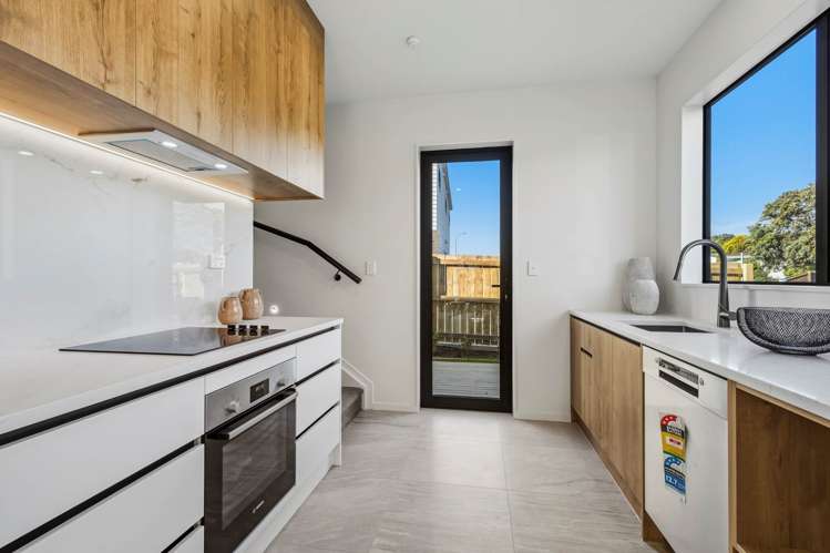 89A Redcrest Avenue Papakura_4