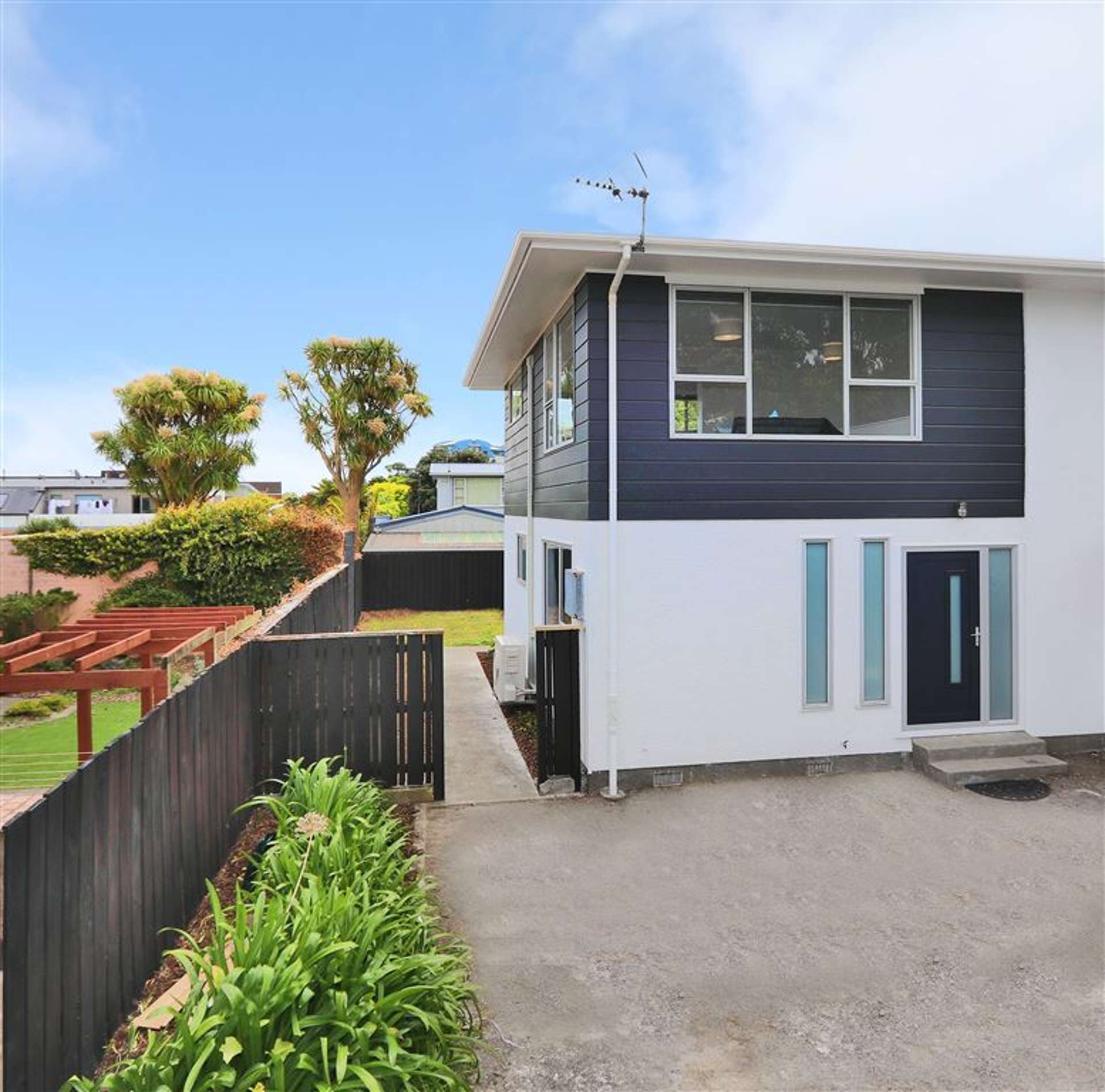 3/1 Cluny Road Plimmerton_0