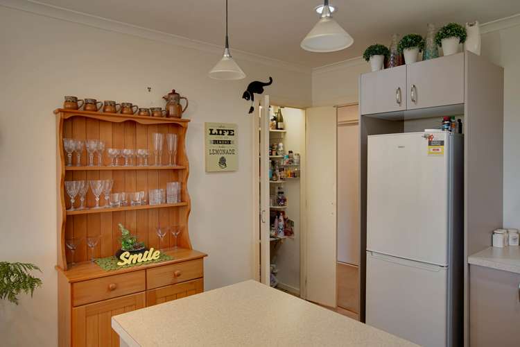 283 The Ridgeway Stoke_7