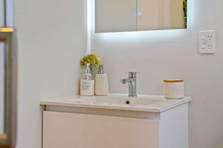 2/19 Bishopgate Street Birkdale_16