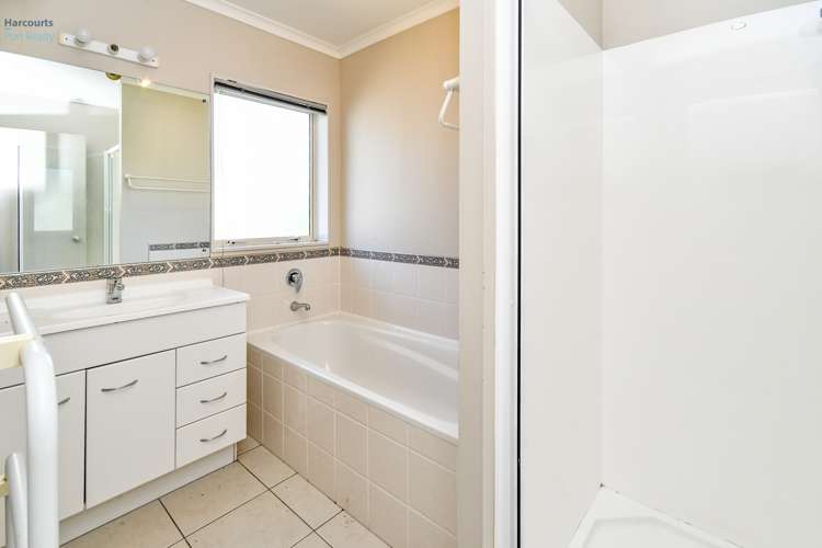 2 Carisbrook Crescent Papakura_10