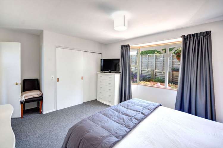 7 Thomson Street Green Island_11