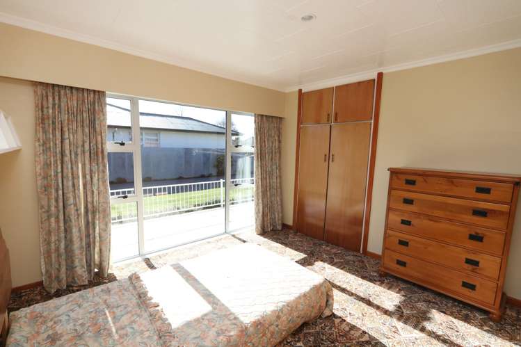 17 Walshs Road Allenton_10