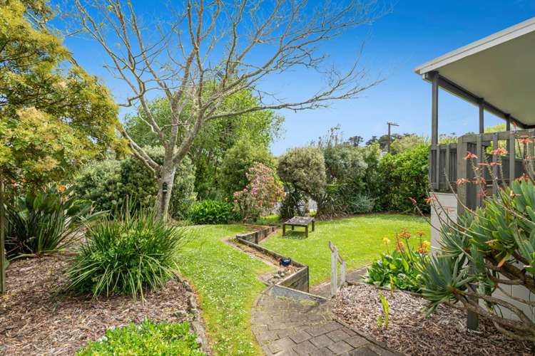 27 Hand Road Helensville_11