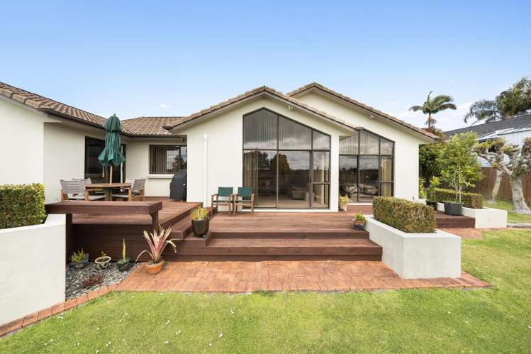 1 Dorrington Place Eastern Beach_13