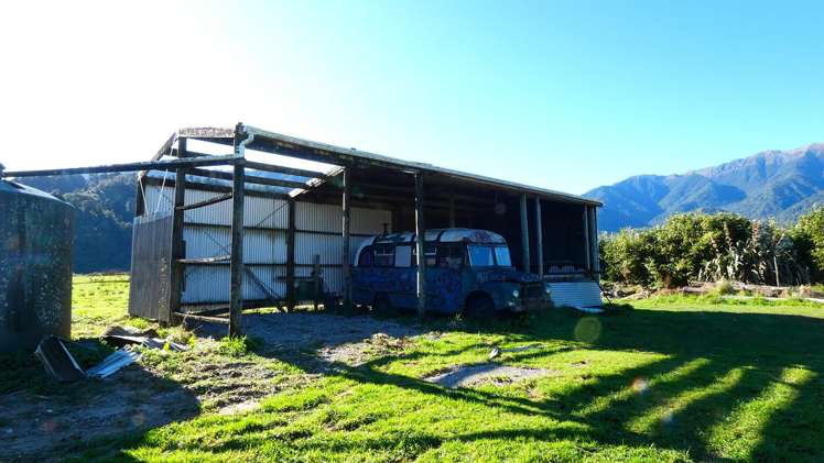9 Halcyon Street Seddonville_7
