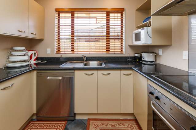 66 Branigan Parade Kelvin Grove_2