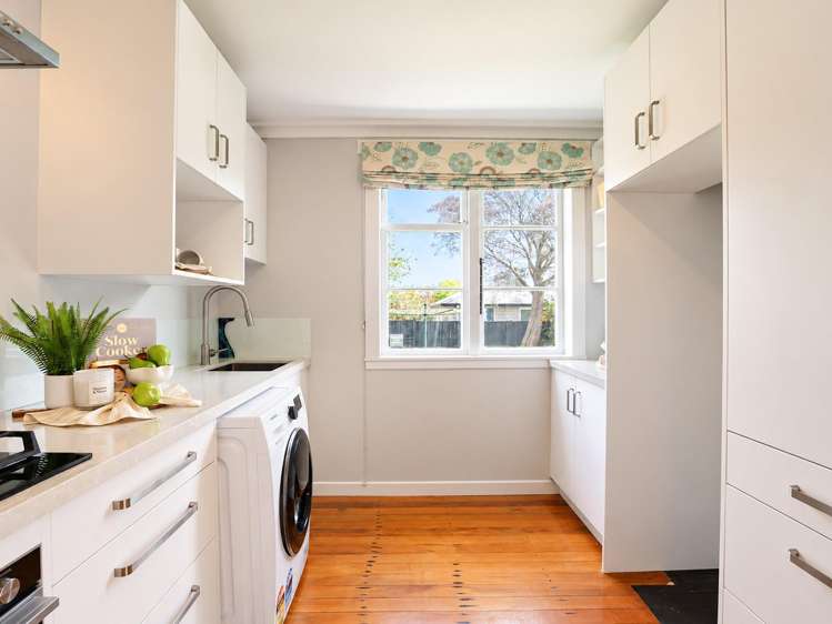 4 Bond Street Hamilton East_23