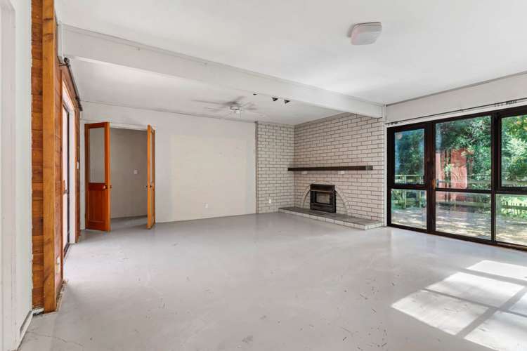 31 Cascade Road Bombay_11