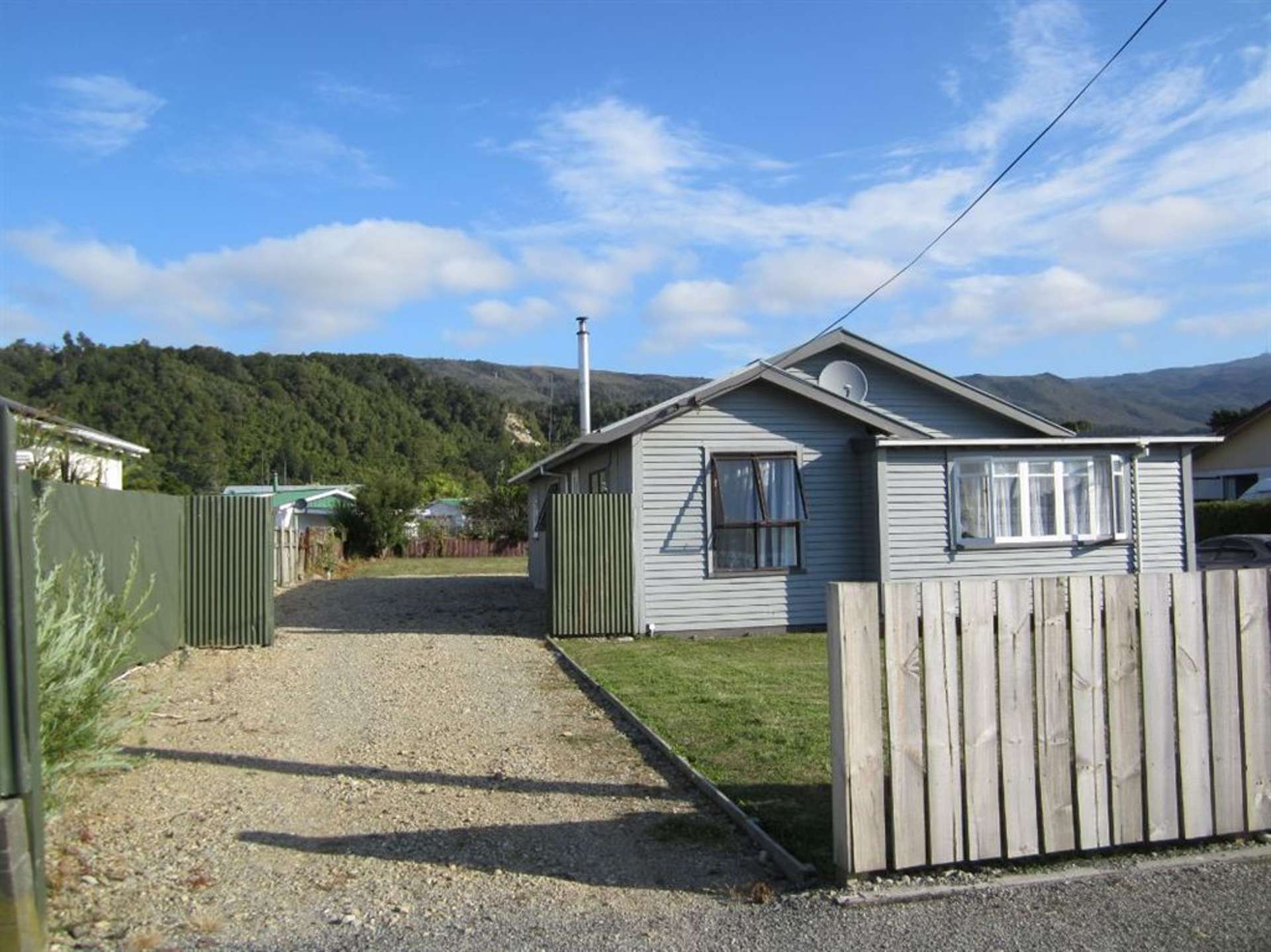 54 Mcgill Street Waimangaroa_0