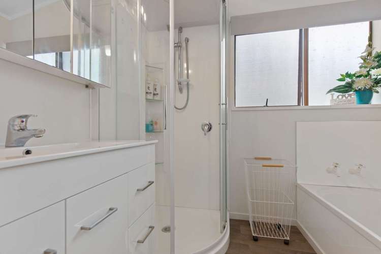 24 Tawhara Place Edgecumbe_13